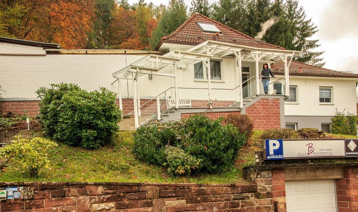 Villa Bruderfels, Garni Rodalben Екстериор снимка